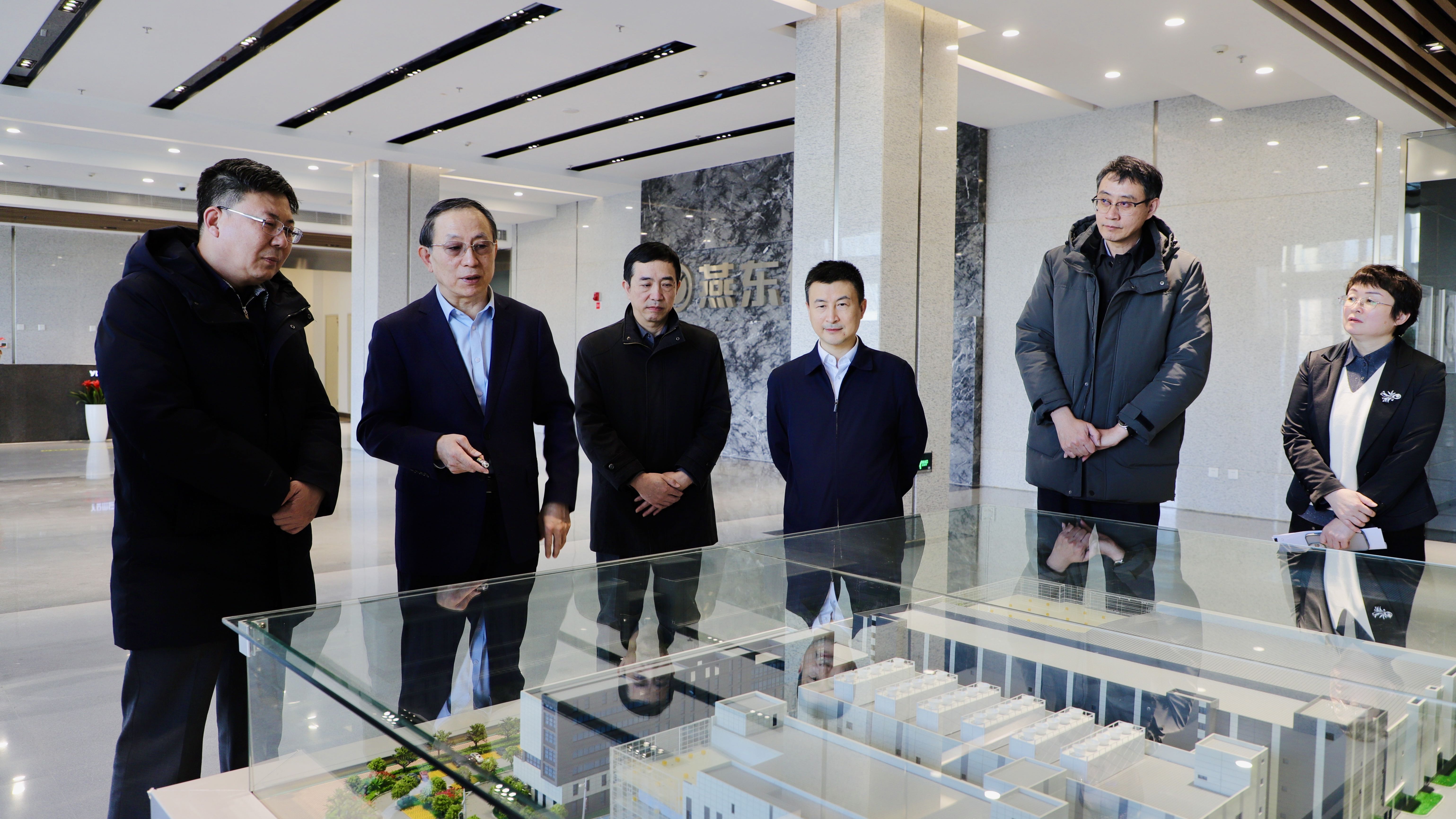 共建产教育人新模式，持续塑造发展新动能 ——北京市教委领导到PA视讯微调研指导校企合作工作